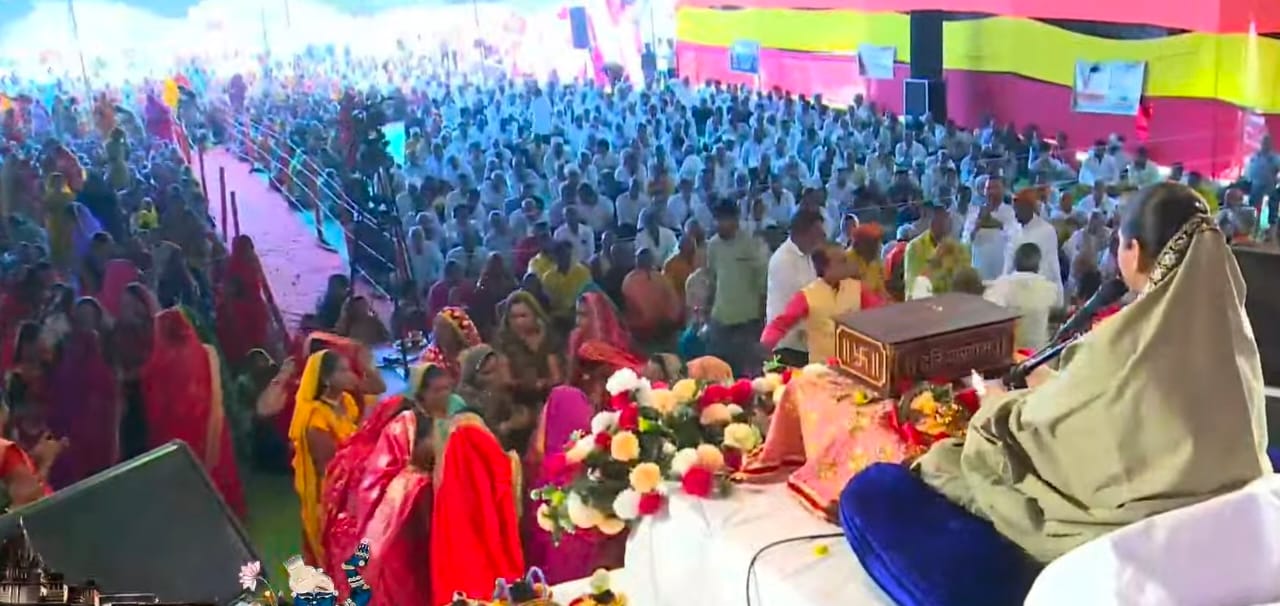 आचरण और तप ही बनाते हैं व्यक्ति को महान – देवी हेमलता शास्त्री का प्रेरक संदेश