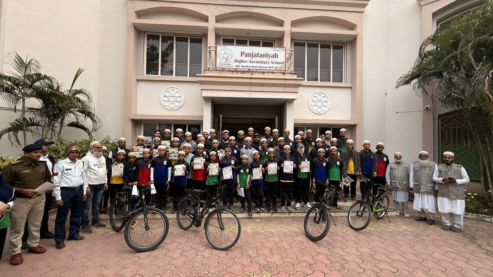 पंजतनीया हाई स्कूल द्वारा भव्य साइक्लोथॉन का सफल आयोजन स्वास्थ्य और खेल भावना की पेश की नई मिसाल